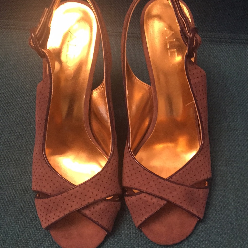 Aldo Lavender platform shoes